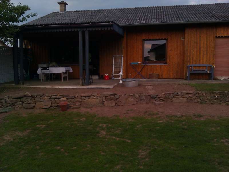 BAU.DE / BAU-Forum: 3. Bild zu Frage "Wellplatten identifizieren: Asbestgefahr, Baujahr 1964 Kreis Lippe - Was sind das f&uuml;r Platten?" im BAU-Forum "Dach"