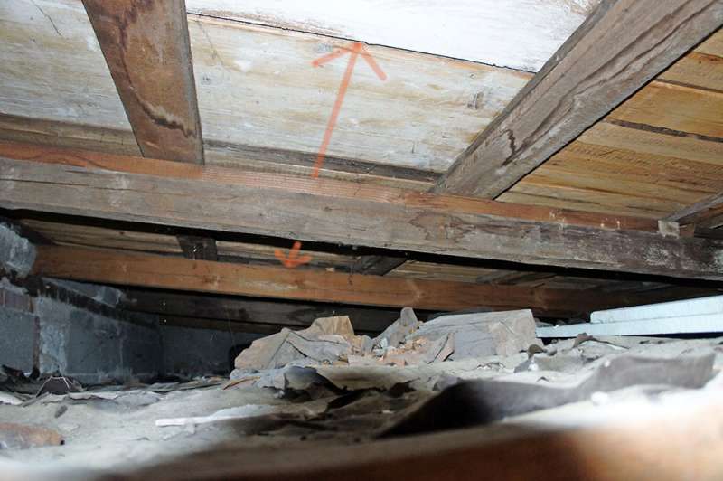 BAU.DE / BAU-Forum: 2. Bild zu Frage "Flachdach Hinterl&uuml;ftung: 100 m&sup2; optimal planen &ndash; Kosten, Aufbau & Entl&uuml;ftung" im BAU-Forum "Dach"