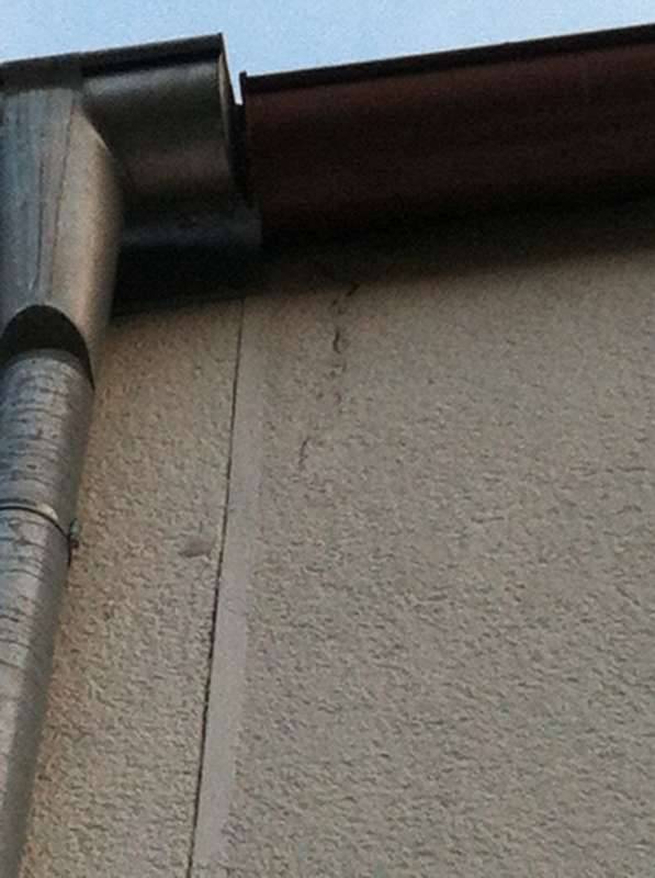 BAU.DE / BAU-Forum: 3. Bild zu Antwort "Fotos" auf die Frage "Undichter Dachabschluss nach Neueindeckung: Ursachen, Risiken & Sofortmaßnahmen?" im BAU-Forum "Dach" BAU.DE / BAU-Forum: 3. Bild zu Antwort "Fotos" auf die Frage "Undichter Dachabschluss nach Neueindeckung: Ursachen, Risiken & Sofortmaßnahmen?" im BAU-Forum "Dach"