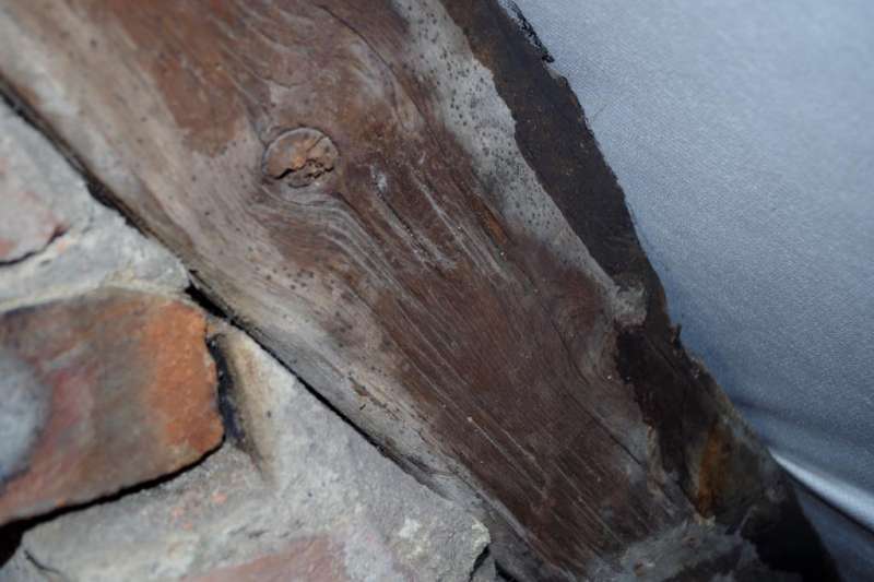 BAU.DE / BAU-Forum: 3. Bild zu Frage "Nasse Dachbalken nach Dachdeckung: Ursachen, Mängelbeseitigung & Fristen?" im BAU-Forum "Dach" BAU.DE / BAU-Forum: 3. Bild zu Frage "Nasse Dachbalken nach Dachdeckung: Ursachen, Mängelbeseitigung & Fristen?" im BAU-Forum "Dach"