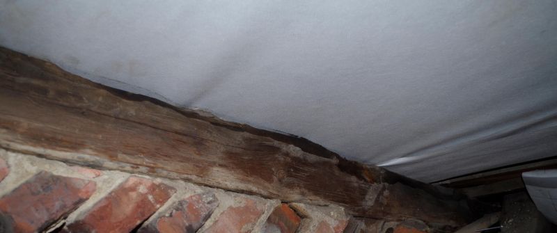 BAU.DE / BAU-Forum: 4. Bild zu Frage "Nasse Dachbalken nach Dachdeckung: Ursachen, Mängelbeseitigung & Fristen?" im BAU-Forum "Dach" BAU.DE / BAU-Forum: 4. Bild zu Frage "Nasse Dachbalken nach Dachdeckung: Ursachen, Mängelbeseitigung & Fristen?" im BAU-Forum "Dach"