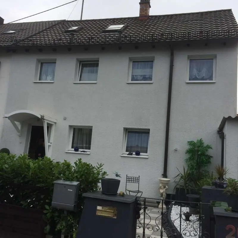 BAU.DE / BAU-Forum: 1. Bild zu Frage "Dachtrennung: Firstziegel fehlt &ndash; Was tun bei Besch&auml;digung nach Neueindeckung?" im BAU-Forum "Dach"