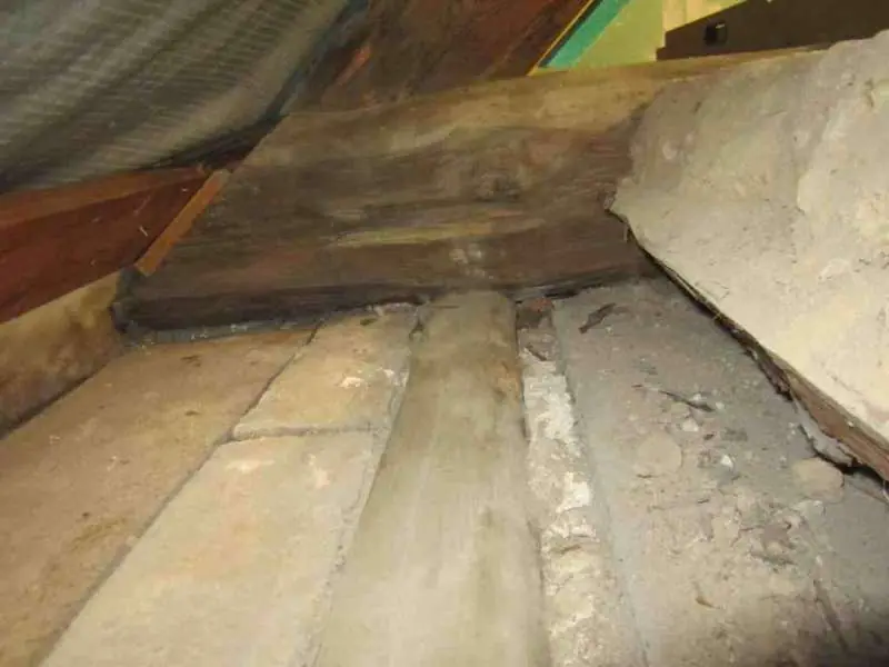 BAU.DE / BAU-Forum: 2. Bild zu Frage "Fu&szlig;pfette D&auml;mmung anschlie&szlig;en: Risiken, korrekte Ausf&uuml;hrung & Vermeidung von Bausch&auml;den?" im BAU-Forum "Dach"