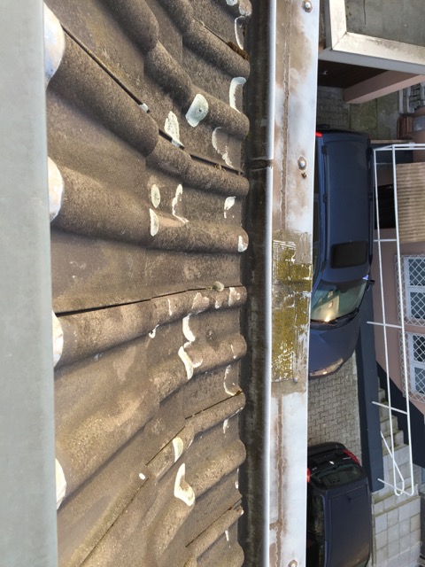 BAU.DE / BAU-Forum: 4. Bild zu Frage "Dachtraufe abdichten: Anleitung, Materialien & Kosten f&uuml;r optimalen Schutz?" im BAU-Forum "Dach"