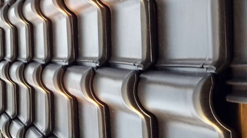 BAU.DE / BAU-Forum: 1. Bild zu Frage "Fugenabstand zwischen Ziegeln: Richtwerte, Toleranzen & Messmethoden?" im BAU-Forum "Dach" BAU.DE / BAU-Forum: 1. Bild zu Frage "Fugenabstand zwischen Ziegeln: Richtwerte, Toleranzen & Messmethoden?" im BAU-Forum "Dach"