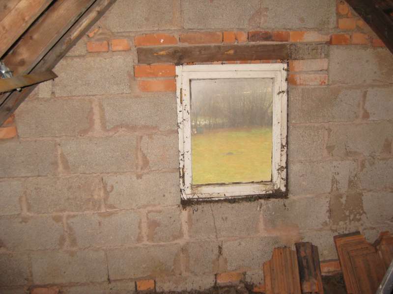 BAU.DE / BAU-Forum: 2. Bild zu Antwort "Dachsanierung: Aktueller Zustand &ndash; Bilder zur Beurteilung" auf die Frage "Dachd&auml;mmung bei Sanierung: Kosten, Dicke & Unterschiede f&uuml;r ungenutzten Dachboden?" im BAU-Forum "Dach"