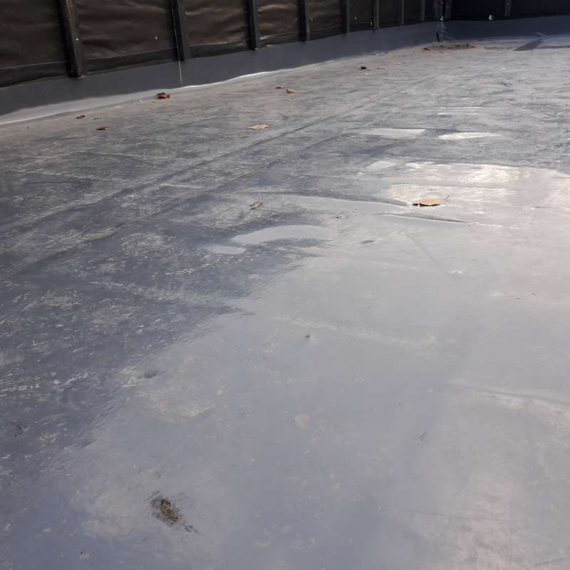 BAU.DE / BAU-Forum: 2. Bild zu Frage "Dachabdichtung: Bl&auml;schenbildung & Steine &ndash; Ursachen, Risiken & Sanierung?" im BAU-Forum "Dach"