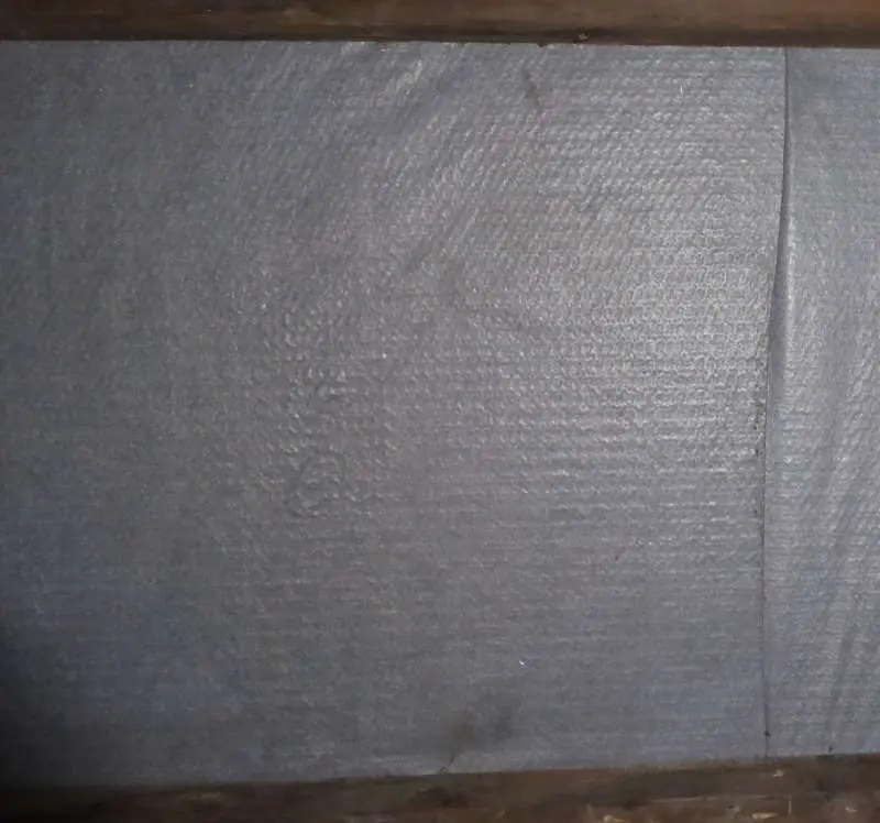 BAU.DE / BAU-Forum: 2. Bild zu Frage "Unterspannbahn welche ist es?" im BAU-Forum "Dach" BAU.DE / BAU-Forum: 2. Bild zu Frage "Unterspannbahn welche ist es?" im BAU-Forum "Dach"