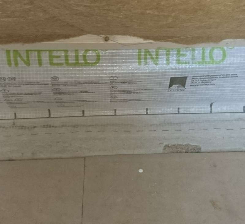 BAU.DE / BAU-Forum: 1. Bild zu Antwort "Ist es hier zu erkennen was..." auf die Frage "Fußpfettendämmung am Ringanker: Risiken, Materialien & korrekte Ausführung?" im BAU-Forum "Dach" BAU.DE / BAU-Forum: 1. Bild zu Antwort "Ist es hier zu erkennen was..." auf die Frage "Fußpfettendämmung am Ringanker: Risiken, Materialien & korrekte Ausführung?" im BAU-Forum "Dach"