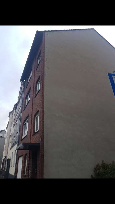 BAU.DE / BAU-Forum: 1. Bild zu Antwort "Rissverlauf: Dach bis Innenwände – Ursachenforschung Bausubstanz" auf die Frage "Riss im Außenbereich: Wo befindet er sich genau? Ursachen & Risiken" im BAU-Forum "Dach" BAU.DE / BAU-Forum: 1. Bild zu Antwort "Rissverlauf: Dach bis Innenwände – Ursachenforschung Bausubstanz" auf die Frage "Riss im Außenbereich: Wo befindet er sich genau? Ursachen & Risiken" im BAU-Forum "Dach"