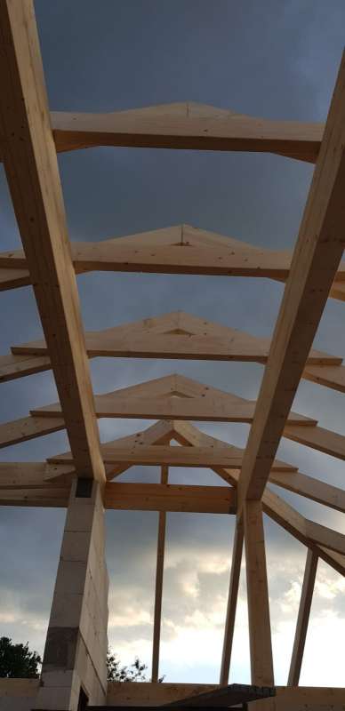 BAU.DE / BAU-Forum: 4. Bild zu Frage "Ausführung Dampfbremse und Dämmung Spitzbogen" im BAU-Forum "Dach" BAU.DE / BAU-Forum: 4. Bild zu Frage "Ausführung Dampfbremse und Dämmung Spitzbogen" im BAU-Forum "Dach"