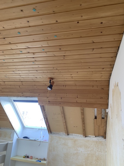 BAU.DE / BAU-Forum: 1. Bild zu Frage "Dachd&auml;mmung innen" im BAU-Forum "Dach"