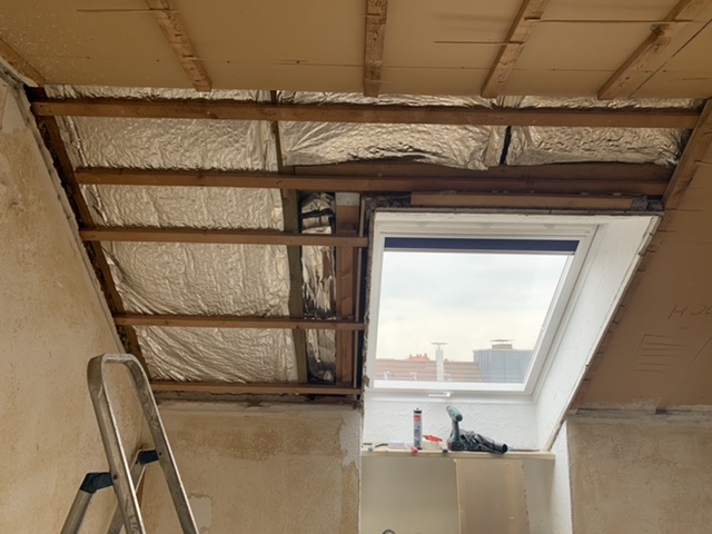 BAU.DE / BAU-Forum: 2. Bild zu Frage "Dachd&auml;mmung innen" im BAU-Forum "Dach"