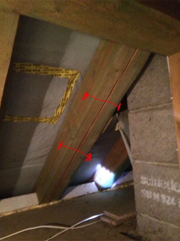 BAU.DE / BAU-Forum: 2. Bild zu Frage "Riss in Sparren_Verst&auml;rkungsma&szlig;nahmen gefragt" im BAU-Forum "Dach"