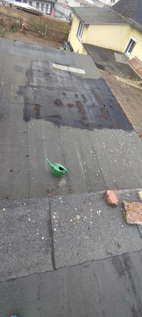 BAU.DE / BAU-Forum: 1. Bild zu Frage "Flachdach neu abdichten" im BAU-Forum "Dach" BAU.DE / BAU-Forum: 1. Bild zu Frage "Flachdach neu abdichten" im BAU-Forum "Dach"