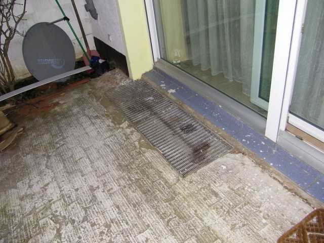 BAU.DE / BAU-Forum: 2. Bild zu Frage "Hallo, brauche mal Ratschl&auml;ge von Fachleuten. Wir haben..." im BAU-Forum "Estrich und Bodenbel&auml;ge"