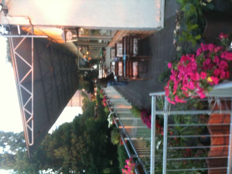 BAU.DE / BAU-Forum: 3. Bild zu Antwort "Guten Morgen, ich habe jetzt mal ein..." auf die Frage "Terrassensanierung: Abdichtung, Aufbauh&ouml;he & Kosten im Garagenbereich? Tipps & Erfahrungen" im BAU-Forum "Estrich und Bodenbel&auml;ge"