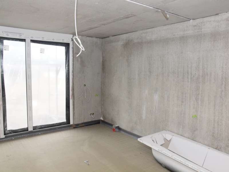 BAU.DE / BAU-Forum: 1. Bild zu Frage "Anhydritestrich nach 16 Wochen trocken?" im BAU-Forum "Estrich und Bodenbel&auml;ge"