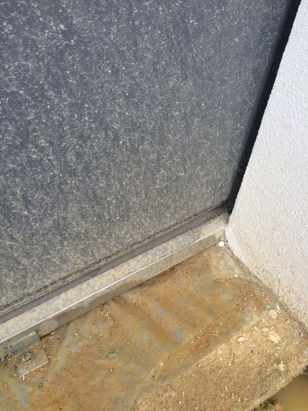 BAU.DE / BAU-Forum: 1. Bild zu Frage "Garagentore und Estrichabschluss" im BAU-Forum "Estrich und Bodenbel&auml;ge"