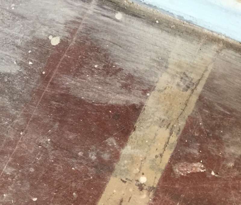 BAU.DE / BAU-Forum: 3. Bild zu Frage "Asbest in Estrich ca. Baujahr 1960?" im BAU-Forum "Estrich und Bodenbel&auml;ge"