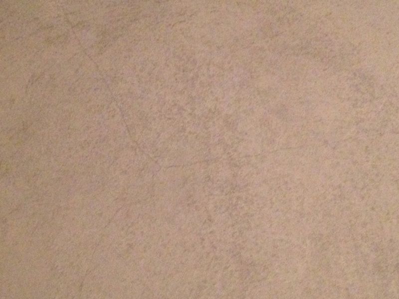 BAU.DE / BAU-Forum: 2. Bild zu Frage "Wand mit Rissen fliesen?" im BAU-Forum "Estrich und Bodenbel&auml;ge"