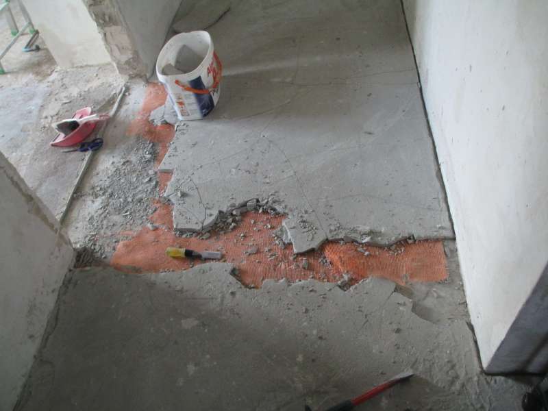 BAU.DE / BAU-Forum: 1. Bild zu Antwort "Danke!" auf die Frage "Estrich erneuern auf Holzbalkendecke: Risiken, Luftfeuchtigkeit & Alternativen?" im BAU-Forum "Estrich und Bodenbel&auml;ge"