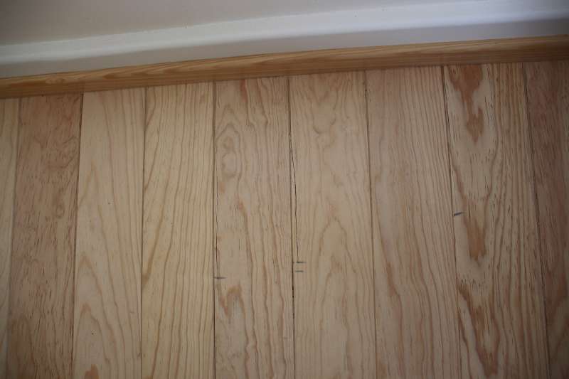 BAU.DE / BAU-Forum: 3. Bild zu Frage "Sanierung Dielenboden: M&auml;ngel reklamieren?" im BAU-Forum "Estrich und Bodenbel&auml;ge"