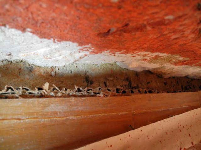 BAU.DE / BAU-Forum: 1. Bild zu Frage "Parkett-Untergrund auff&uuml;llen" im BAU-Forum "Estrich und Bodenbel&auml;ge"