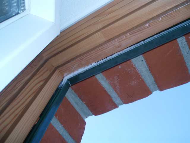 BAU.DE / BAU-Forum: 3. Bild zu Antwort "Kondensatbildung im Neubau: L&ouml;sung f&uuml;r gleiches Problem gesucht" auf die Frage "Schwitzwasser im Fensterfalz: Ursachen, Folgen & L&ouml;sungen f&uuml;r KfW 40 H&auml;user?" im BAU-Forum "Fenster und Au&szlig;ent&uuml;ren"