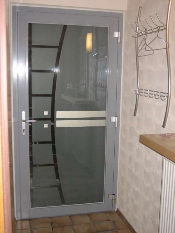 BAU.DE / BAU-Forum: 4. Bild zu Antwort "Kunststofftür Riss: Innenwand – Stabilität & Risikobewertung" auf die Frage "Kömmerling Kunststofftür: Riss im Türflügel – Optischer oder technischer Mangel? Ursachen & Lösungen" im BAU-Forum "Fenster und Außentüren" BAU.DE / BAU-Forum: 4. Bild zu Antwort "Kunststofftür Riss: Innenwand – Stabilität & Risikobewertung" auf die Frage "Kömmerling Kunststofftür: Riss im Türflügel – Optischer oder technischer Mangel? Ursachen & Lösungen" im BAU-Forum "Fenster und Außentüren"