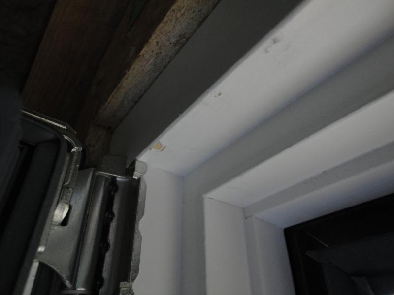 BAU.DE / BAU-Forum: 2. Bild zu Frage "Holz-Alufenster mit Lacksch&auml;den: Ursachen, Rechte & Vorgehen bei M&auml;ngeln?" im BAU-Forum "Fenster und Au&szlig;ent&uuml;ren"