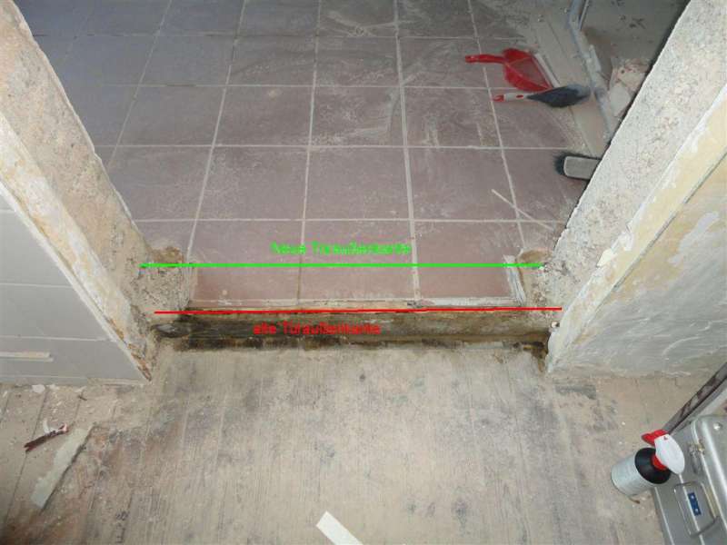 BAU.DE / BAU-Forum: 1. Bild zu Antwort "Balkontür-Positionierung: Vorbaurollladen und WVDS planen" auf die Frage "Balkontür wasserdicht einbauen: Abdichtung, Gefälle & Risiken bei Altbauten?" im BAU-Forum "Fenster und Außentüren" BAU.DE / BAU-Forum: 1. Bild zu Antwort "Balkontür-Positionierung: Vorbaurollladen und WVDS planen" auf die Frage "Balkontür wasserdicht einbauen: Abdichtung, Gefälle & Risiken bei Altbauten?" im BAU-Forum "Fenster und Außentüren"