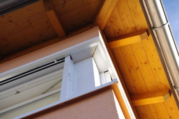 BAU.DE / BAU-Forum: 4. Bild zu Frage "Eckfenster-Abdichtung mangelhaft: Ursachen, Risiken & Sanierungskosten?" im BAU-Forum "Fenster und Außentüren" BAU.DE / BAU-Forum: 4. Bild zu Frage "Eckfenster-Abdichtung mangelhaft: Ursachen, Risiken & Sanierungskosten?" im BAU-Forum "Fenster und Außentüren"