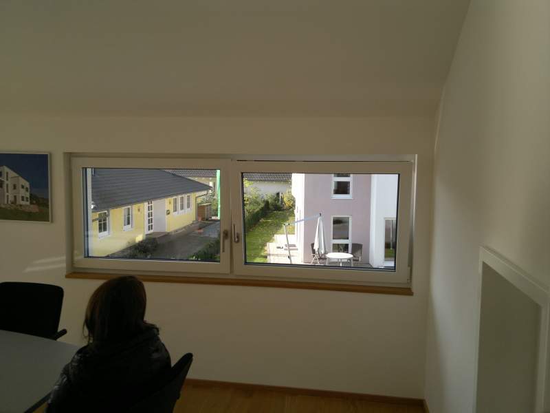 BAU.DE / BAU-Forum: 1. Bild zu Frage "Au&szlig;enjalousien Dachschr&auml;ge: Montage-L&ouml;sungen, Alternativen & Kosten f&uuml;r Sonnenschutz?" im BAU-Forum "Fenster und Au&szlig;ent&uuml;ren"