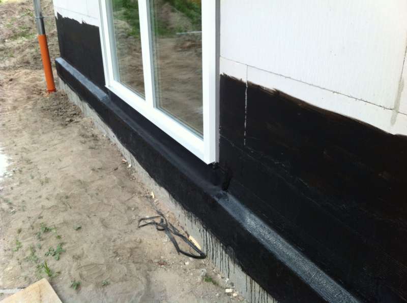 BAU.DE / BAU-Forum: 1. Bild zu Frage "Bodentiefes Fenster ohne Fensterbank: Pflicht, Nachr&uuml;stung & Alternativen?" im BAU-Forum "Fenster und Au&szlig;ent&uuml;ren"