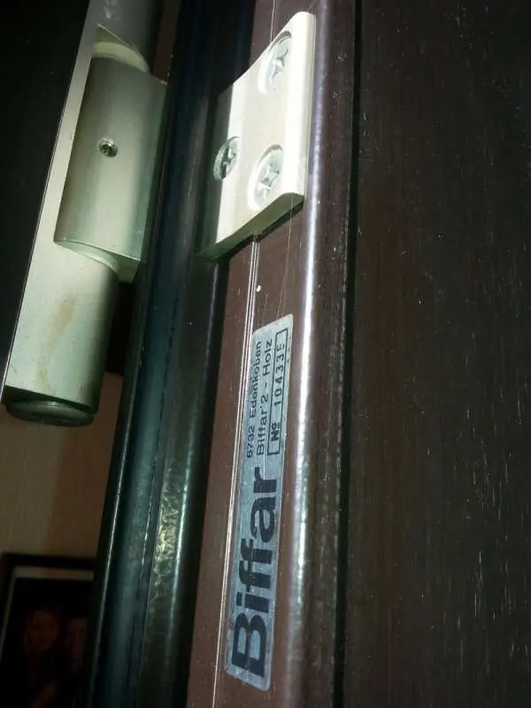 BAU.DE / BAU-Forum: 1. Bild zu Frage "Biffar Holzt&uuml;r einstellen: Anleitung, M&ouml;glichkeiten & Kosten f&uuml;r alte Haust&uuml;ren?" im BAU-Forum "Fenster und Au&szlig;ent&uuml;ren"