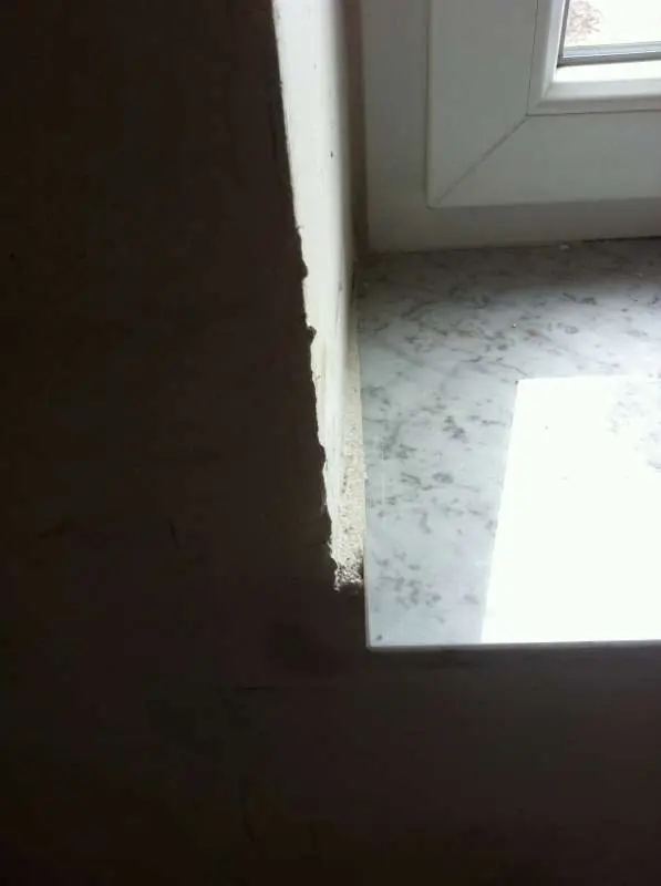 BAU.DE / BAU-Forum: 1. Bild zu Frage "Fenster-Innenanschl&uuml;sse im Altbau: Mangelhafte Ausf&uuml;hrung, Ursachen & Kosten f&uuml;r Sanierung?" im BAU-Forum "Fenster und Au&szlig;ent&uuml;ren"