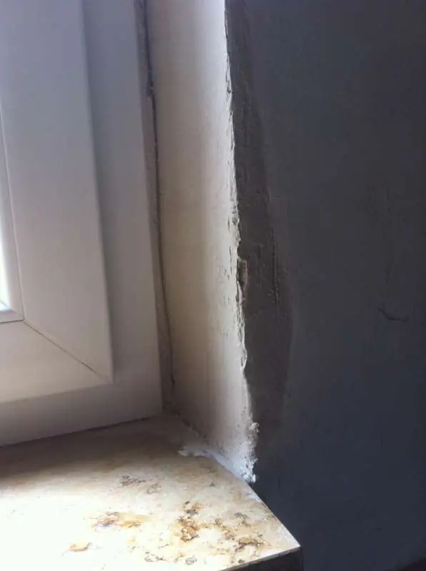 BAU.DE / BAU-Forum: 2. Bild zu Frage "Fenster-Innenanschl&uuml;sse im Altbau: Mangelhafte Ausf&uuml;hrung, Ursachen & Kosten f&uuml;r Sanierung?" im BAU-Forum "Fenster und Au&szlig;ent&uuml;ren"