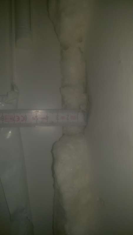 BAU.DE / BAU-Forum: 1. Bild zu Antwort "Die Fotos" auf die Frage "Fenster zu klein: L&uuml;cken zwischen Putz und Rahmen &ndash; Ursachen, Abdichtung & Kosten?" im BAU-Forum "Fenster und Au&szlig;ent&uuml;ren"