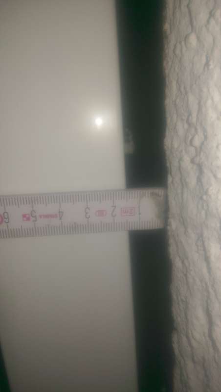 BAU.DE / BAU-Forum: 4. Bild zu Antwort "Die Fotos" auf die Frage "Fenster zu klein: L&uuml;cken zwischen Putz und Rahmen &ndash; Ursachen, Abdichtung & Kosten?" im BAU-Forum "Fenster und Au&szlig;ent&uuml;ren"