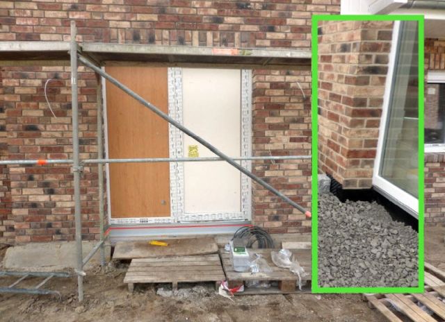 BAU.DE / BAU-Forum: 3. Bild zu Frage "Haust&uuml;rschwelle abdichten: Kosten, Methoden & Risiken bei fehlender Abdichtung?" im BAU-Forum "Fenster und Au&szlig;ent&uuml;ren"