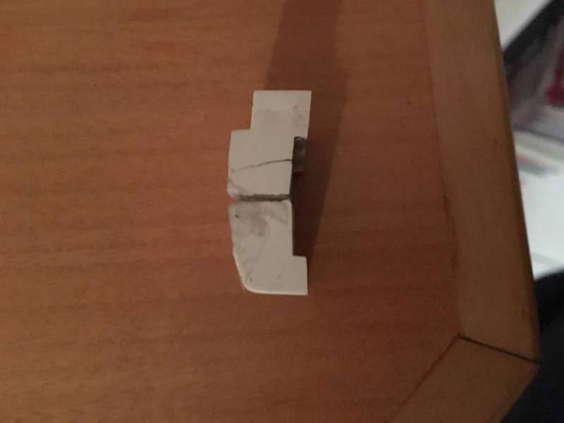 BAU.DE / BAU-Forum: 2. Bild zu Frage "Ersatzteil f&uuml;r Terrassent&uuml;r finden: Bezeichnung, Reparatur & Kosten?" im BAU-Forum "Fenster und Au&szlig;ent&uuml;ren"