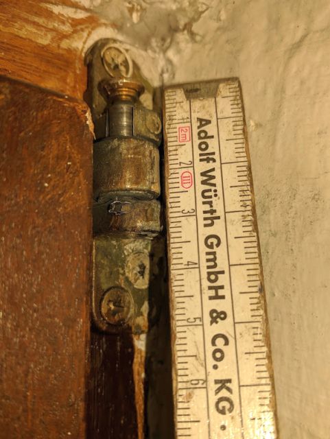 BAU.DE / BAU-Forum: 2. Bild zu Frage "Türscharniere finden: Arten, Materialien & Montage – Ratgeber für die richtige Wahl" im BAU-Forum "Fenster und Außentüren" BAU.DE / BAU-Forum: 2. Bild zu Frage "Türscharniere finden: Arten, Materialien & Montage – Ratgeber für die richtige Wahl" im BAU-Forum "Fenster und Außentüren"