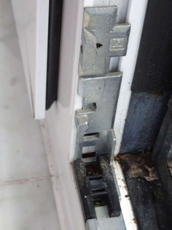 BAU.DE / BAU-Forum: 4. Bild zu Antwort "Danke für Antworten Hr. Tilgner. Alles, komplette..." auf die Frage "Fenster & Türen Hersteller gesucht (Logo vorhanden): Reparatur/Ersatzteile in Frankfurt?" im BAU-Forum "Fenster und Außentüren" BAU.DE / BAU-Forum: 4. Bild zu Antwort "Danke für Antworten Hr. Tilgner. Alles, komplette..." auf die Frage "Fenster & Türen Hersteller gesucht (Logo vorhanden): Reparatur/Ersatzteile in Frankfurt?" im BAU-Forum "Fenster und Außentüren"