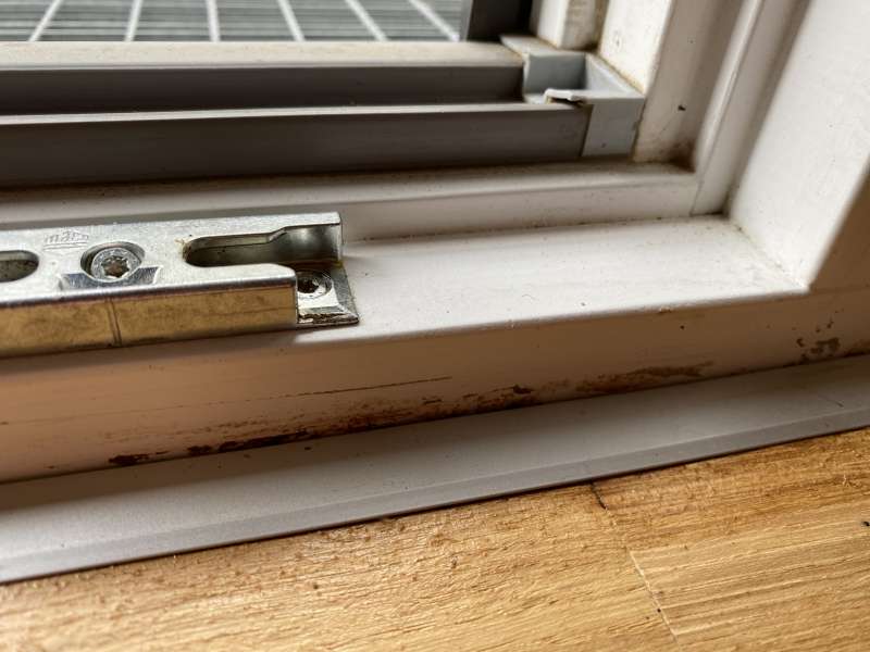 BAU.DE / BAU-Forum: 2. Bild zu Frage "Ist die Terrassent&uuml;r undicht?" im BAU-Forum "Fenster und Au&szlig;ent&uuml;ren"