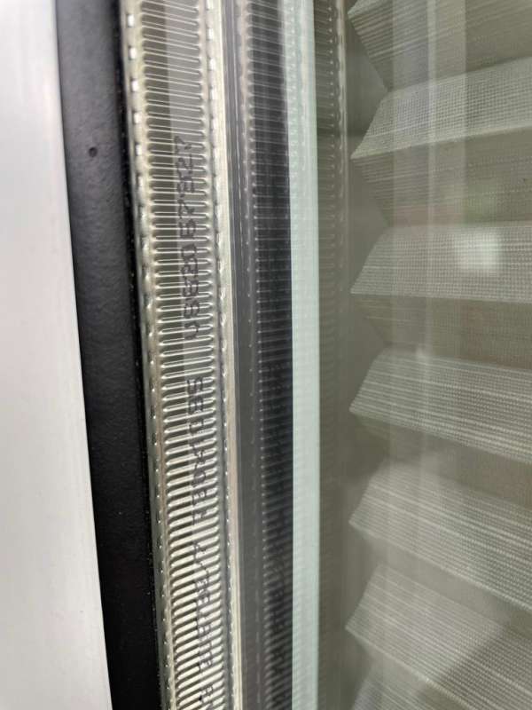 BAU.DE / BAU-Forum: 1. Bild zu Frage "Haben diese Fenster Schallschutz?" im BAU-Forum "Fenster und Außentüren" BAU.DE / BAU-Forum: 1. Bild zu Frage "Haben diese Fenster Schallschutz?" im BAU-Forum "Fenster und Außentüren"