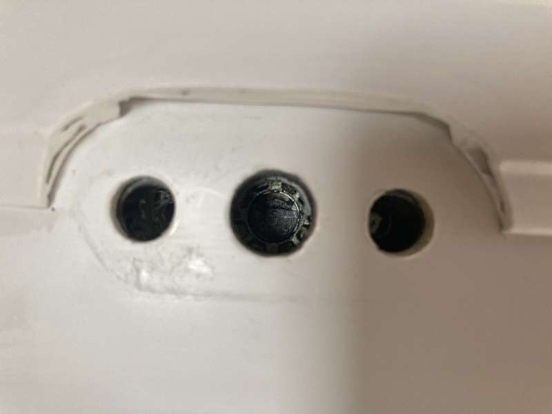 BAU.DE / BAU-Forum: 1. Bild zu Frage "Vierkant Aufnahme in Balkontür fehlt" im BAU-Forum "Fenster und Außentüren" BAU.DE / BAU-Forum: 1. Bild zu Frage "Vierkant Aufnahme in Balkontür fehlt" im BAU-Forum "Fenster und Außentüren"