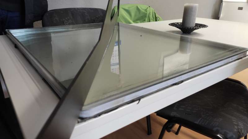 BAU.DE / BAU-Forum: 2. Bild zu Frage "Starke Verformung von Isolierglasscheiben" im BAU-Forum "Fenster und Außentüren" BAU.DE / BAU-Forum: 2. Bild zu Frage "Starke Verformung von Isolierglasscheiben" im BAU-Forum "Fenster und Außentüren"