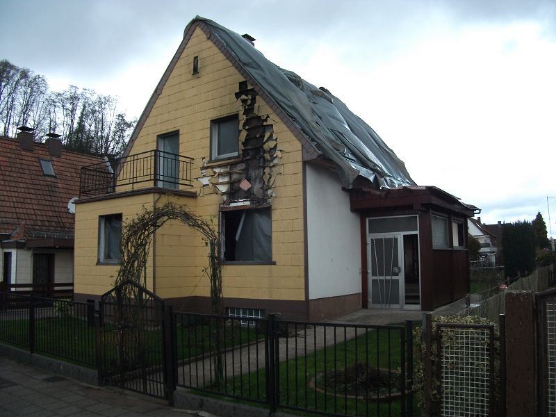 BAU.DE / BAU-Forum: 1. Bild zu Antwort "Abrisskosten im Vorfeld nicht errechenbar" auf die Frage "Streif Fertighaus 1973 kaufen? Schadstoffe, Risiken & Preisabschl&auml;ge bei Altbauten" im BAU-Forum "Fertighaus"