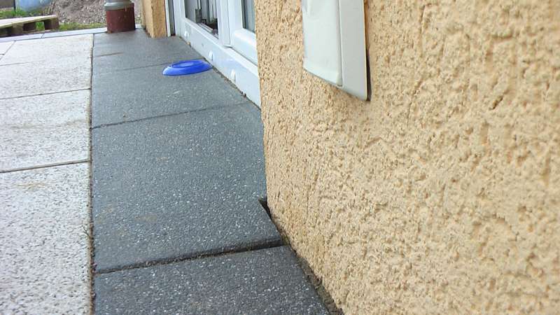 BAU.DE / BAU-Forum: 2. Bild zu Antwort "Untergurt bei Fertighaus aufgequollen?" auf die Frage "Fertighaus Untergurt aufgequollen: Ursachen, Folgen & Sanierung bei Feuchtigkeit?" im BAU-Forum "Fertighaus" BAU.DE / BAU-Forum: 2. Bild zu Antwort "Untergurt bei Fertighaus aufgequollen?" auf die Frage "Fertighaus Untergurt aufgequollen: Ursachen, Folgen & Sanierung bei Feuchtigkeit?" im BAU-Forum "Fertighaus"